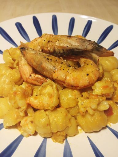 Conchiglie with Roasted Tomato and Tiger Prawn
